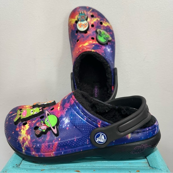 CROCS | Shoes | Crocs X Ron English Whin Lined Clogs Kids Size J2 ...